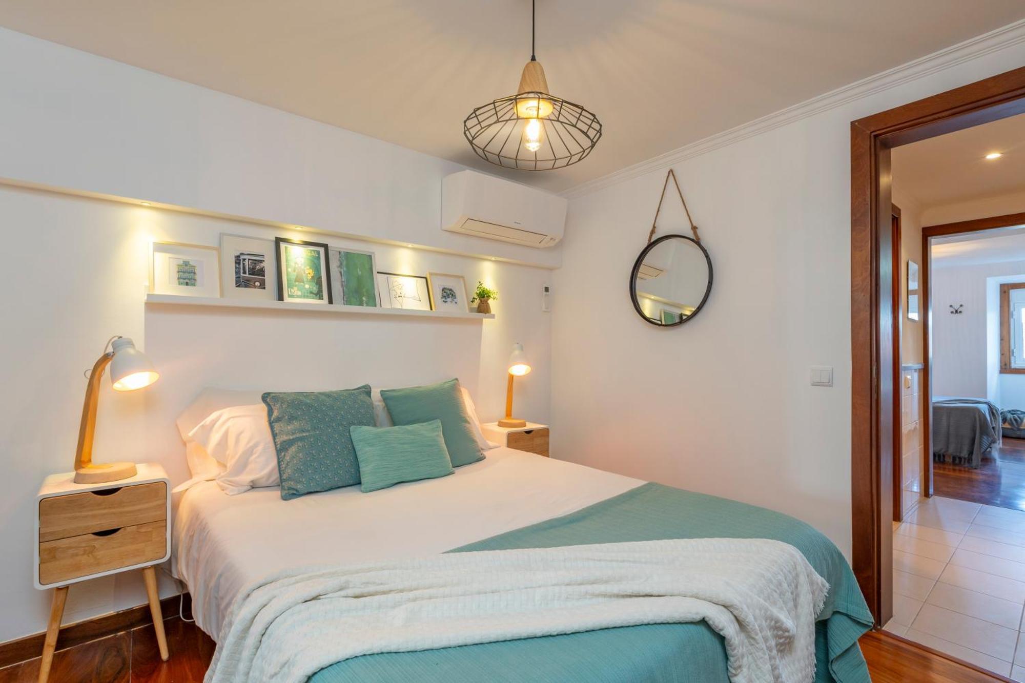 Apartment Superb Overlooking Graca In Lissabon