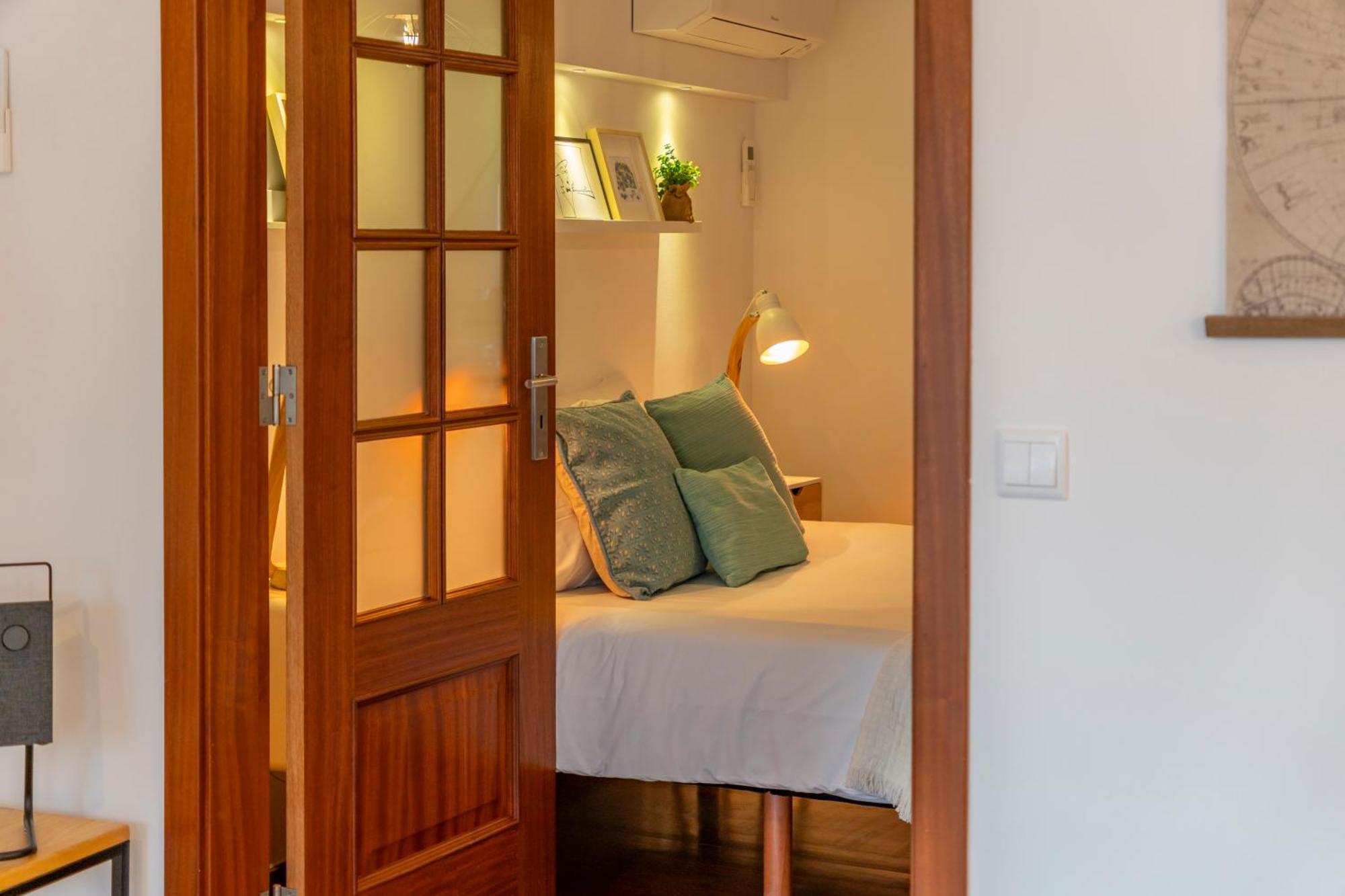 Apartment Superb Overlooking Graca In Lissabon