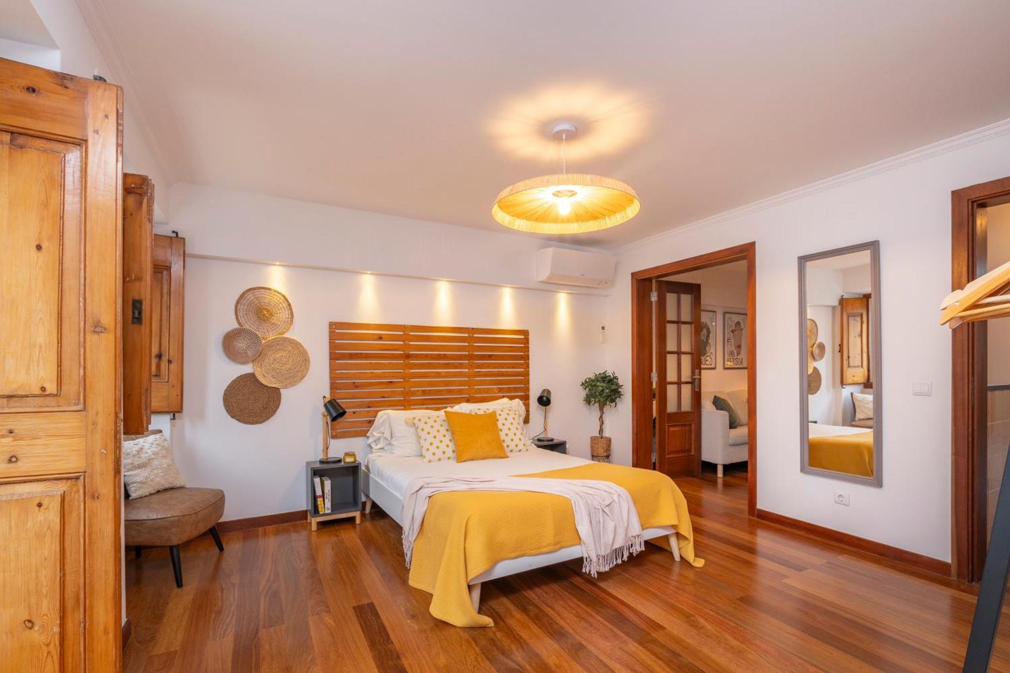 Apartment Superb Overlooking Graca In Lissabon