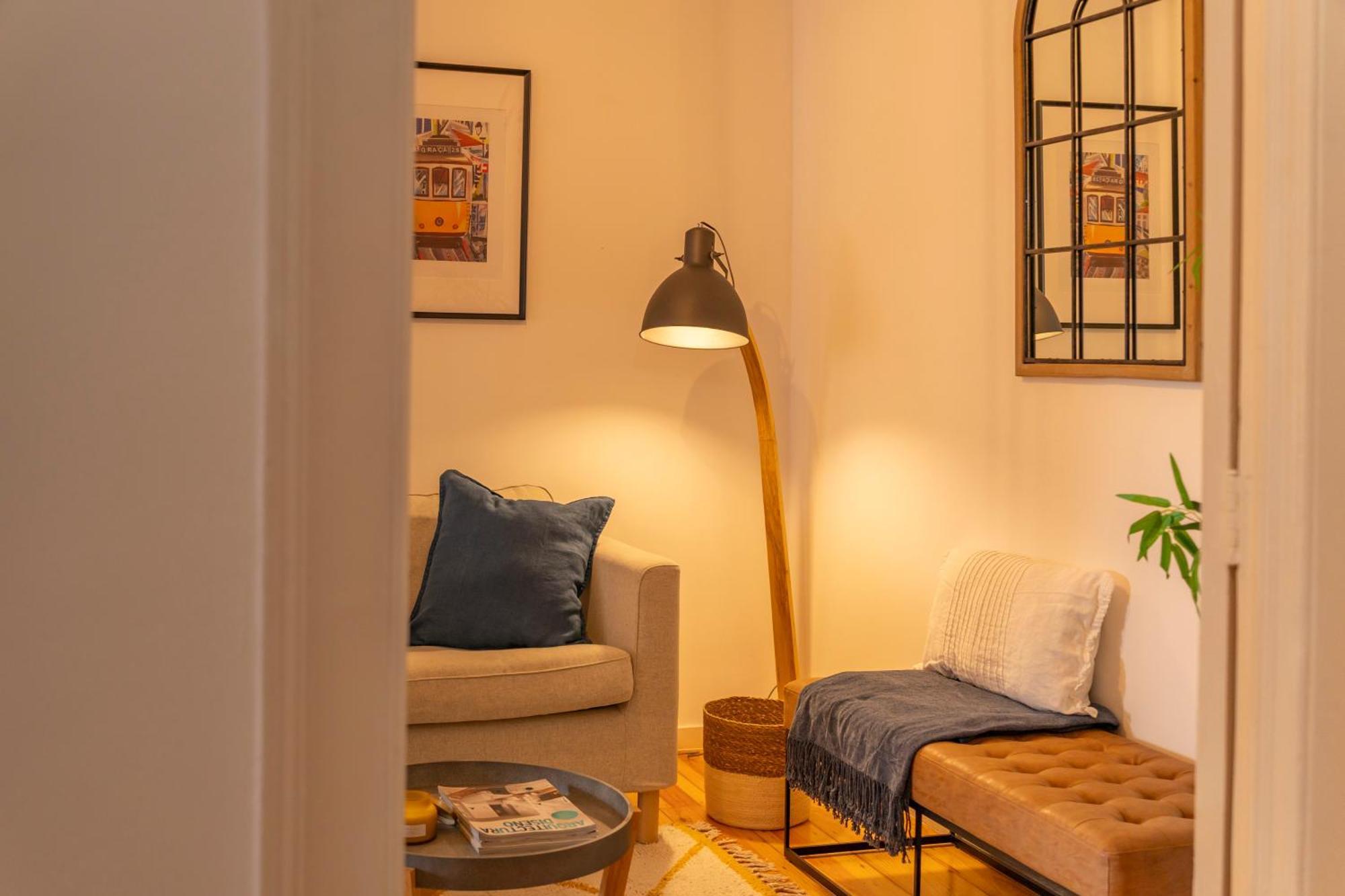 Apartment Superb Overlooking Graca In Lissabon