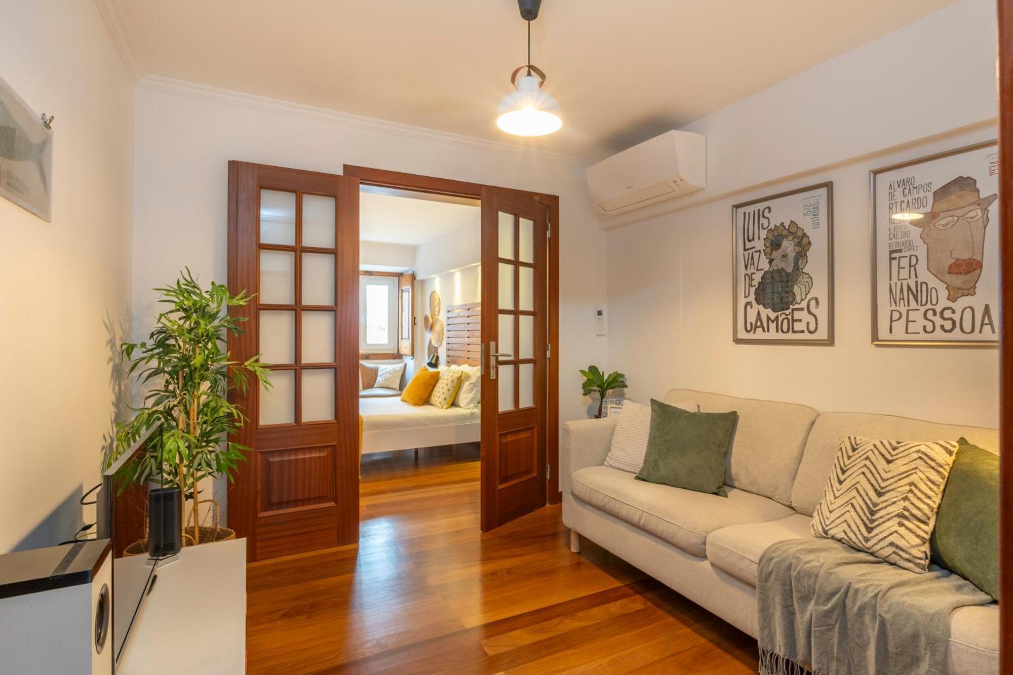 Appartement Superb Overlooking Graça In Lissabon